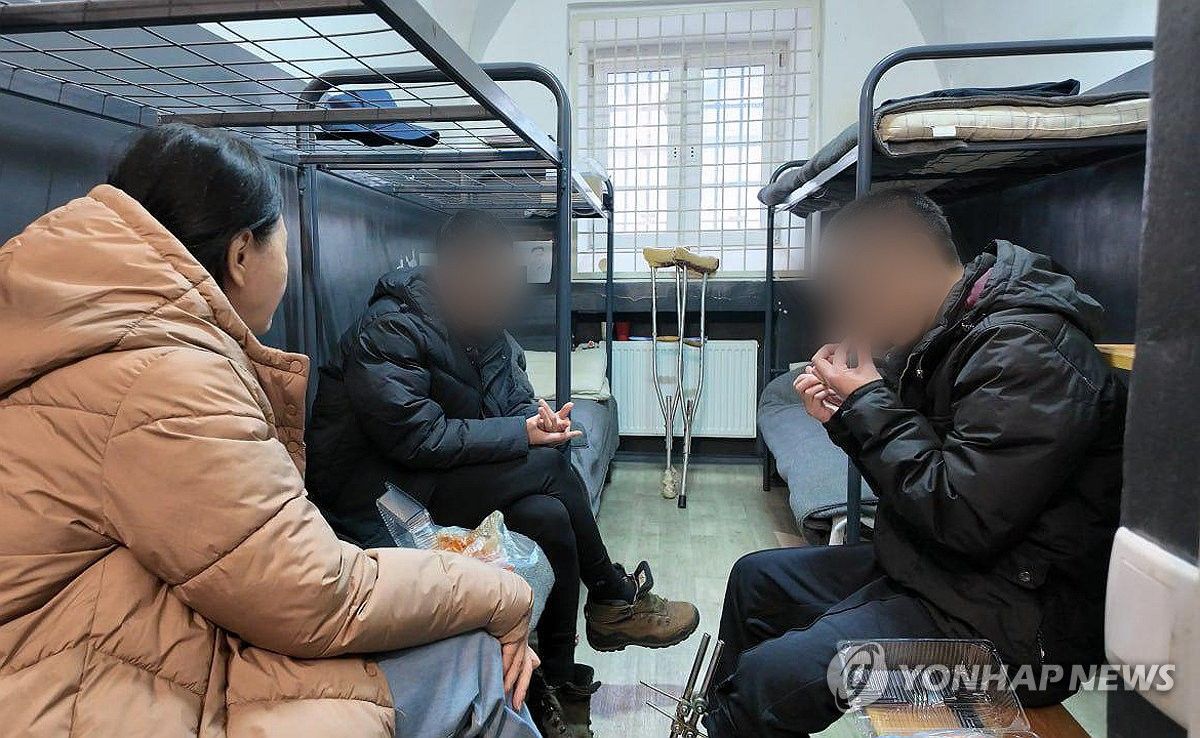 Пленные КНДР, у которых взяли интервью. Фото: en.yna.co.kr