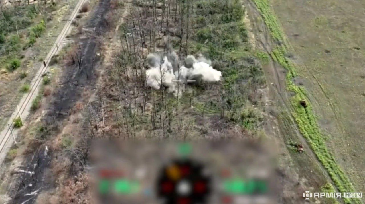 Під Костянтинівкою на Донеччині росіян влучно б’є САУ М109 з Норвегії Під Костянтинівкою на Донеччині росіян влучно б’є САУ М109 з Норвегії