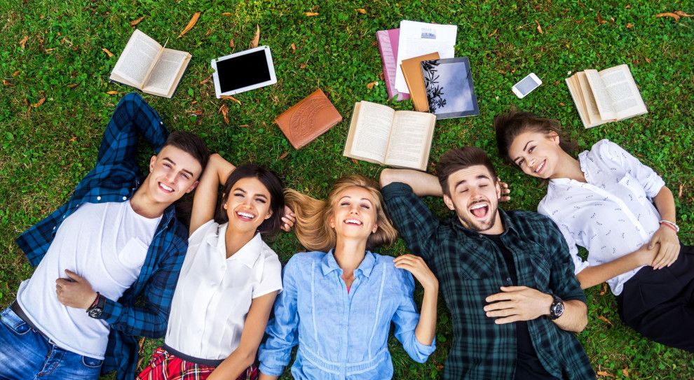 Молодежь стимулирует позитивные изменения в мире