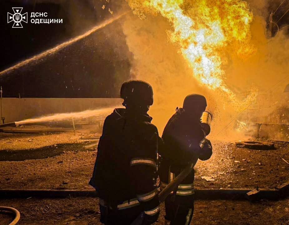 Россияне массированно атаковали Одесщину: повреждена энергетическая и транспортная инфраструктура 2