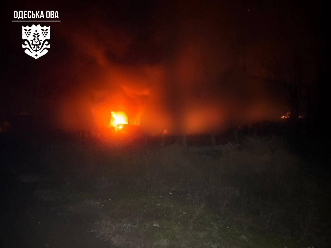 Россияне ночью атаковали энергетическую и портовую инфраструктуру Одесской области.