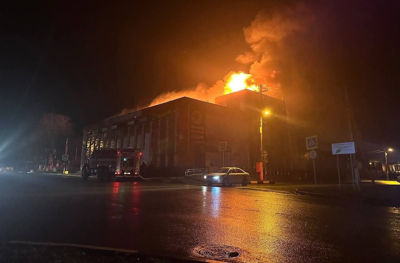 Пожежа вирує дуже сильно Пожежа вирує дуже сильно