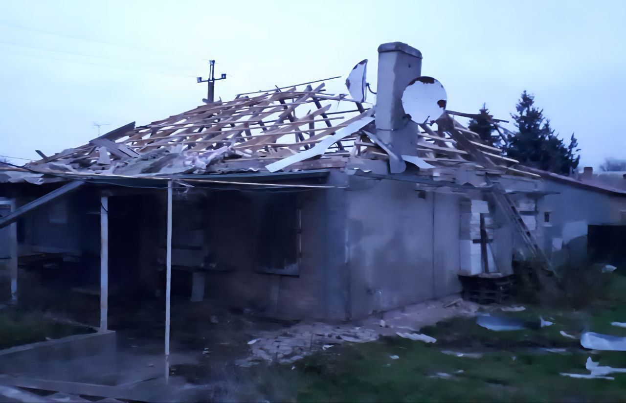 Россия атаковала Днепропетровщину дронами: ранены, возникли пожары 3