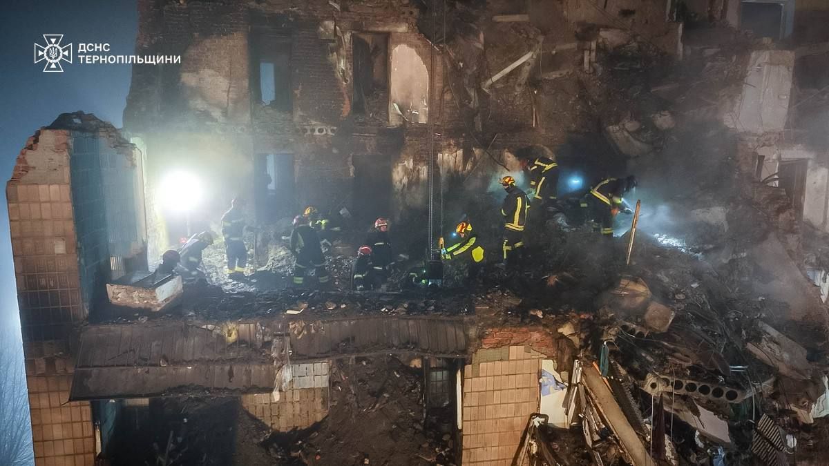 Будинок у Тернополі після атаки