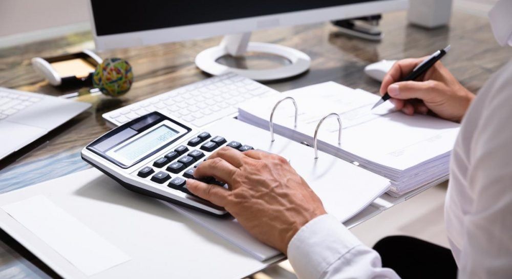 Какой сегодня, 28 ноября, праздник: Черная пятница и Всеукраинский день логиста 4