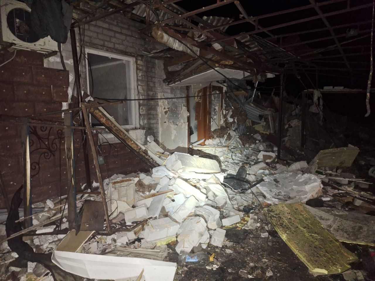 Ночная атака РФ по Днепропетровщине: ранены, повреждена инфраструктура 1