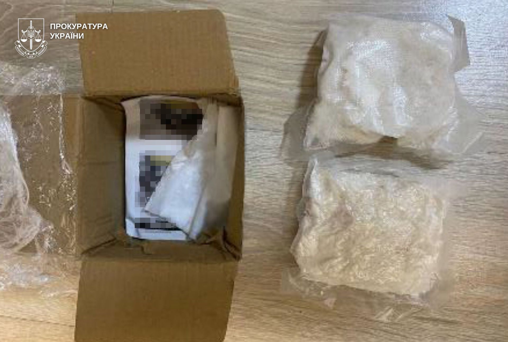 У Львові жінка змушувала 5-річну доньку продавати наркотики: їй загрожує до 12 років тюрми 3