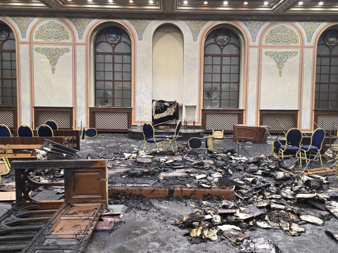 Поджог в синагоге Черновцов: задержанный ранее пытался поджечь церковь 2