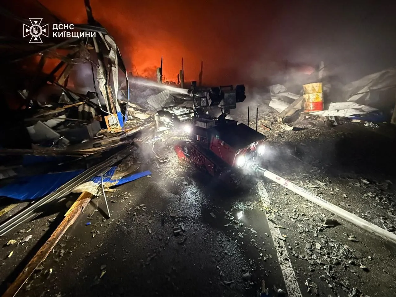 Атака по Киевщине: ГСЧС рассказали о последствиях правительств и показали фото 2