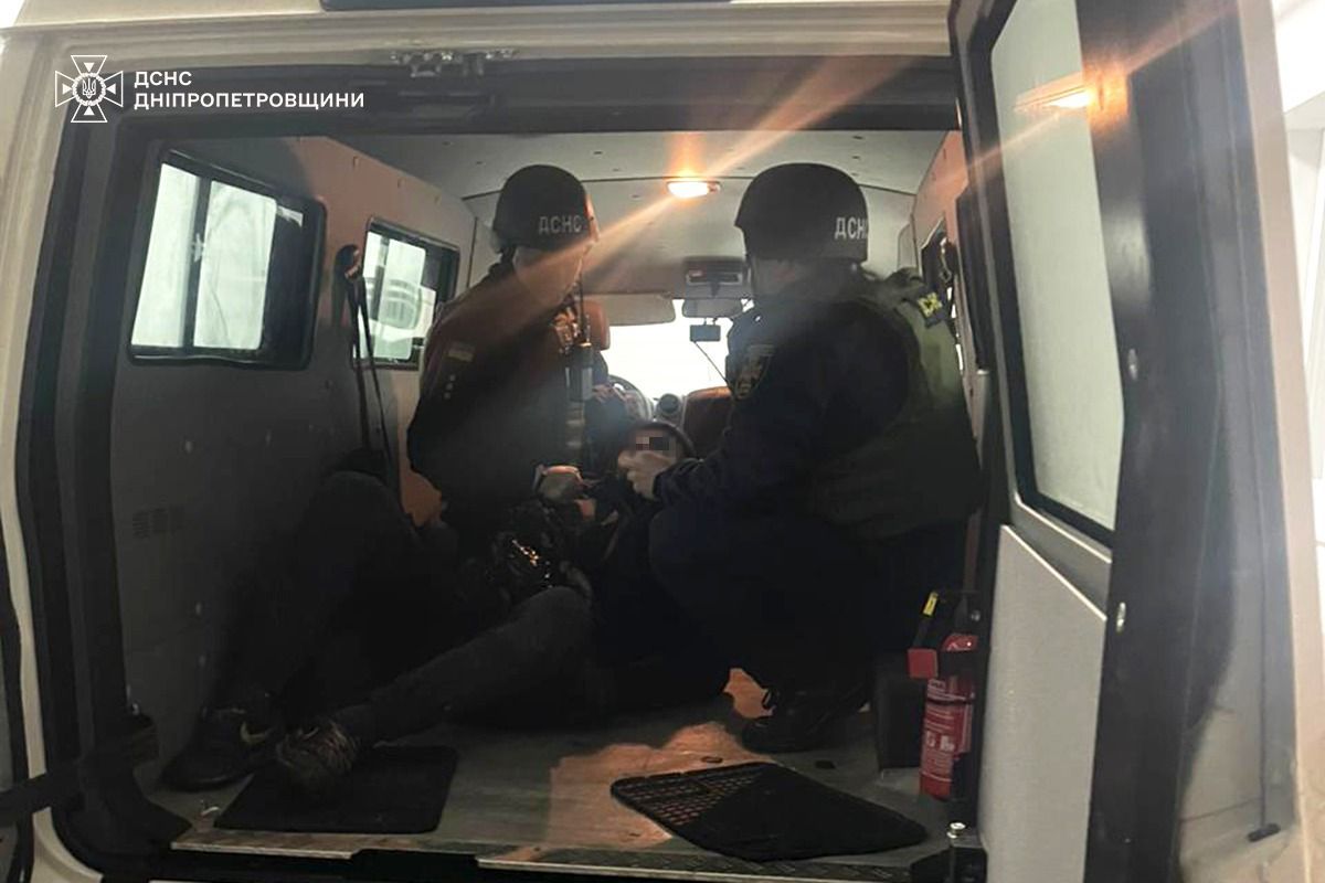 Обстрелы Днепропетровщины: из-за российских ударов ранены, вспыхнули пожары 3