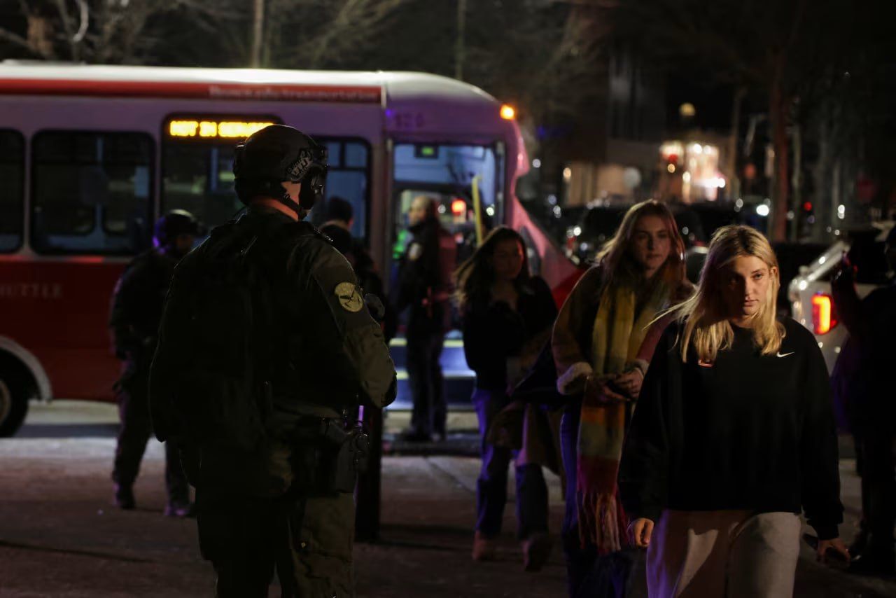 У США сталася стрілянина в університеті: дві особи загинули, майже десяток - поранені 1