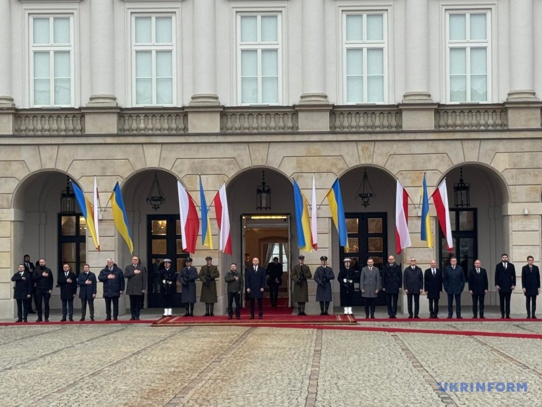 В Варшаве началась встреча Зеленского с президентом Навроцким: подробная программа визита 3