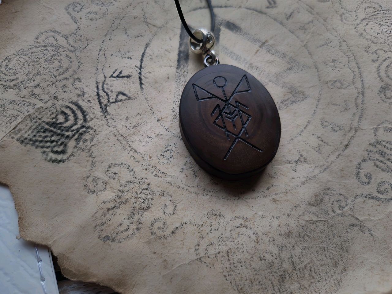 Рунний амулет, який називається, Птиця щастя, точно не знадобиться Дівам наступного тижня. 