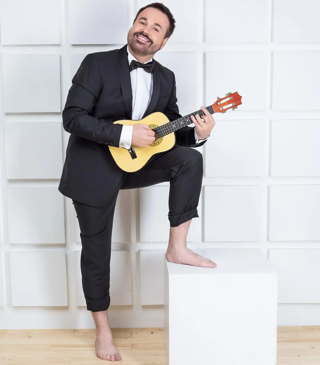 Корпоратив можно проводить не только в носках, но и босиком.