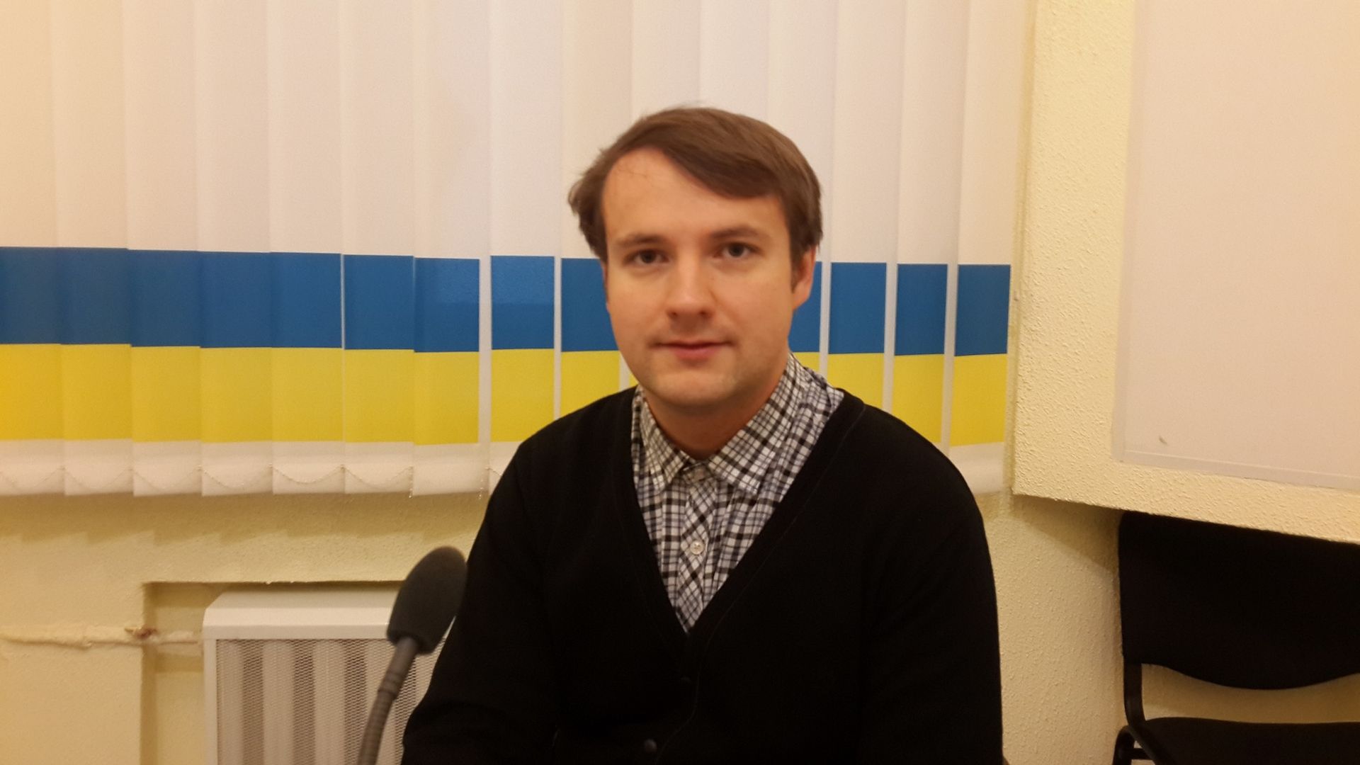 Порошенко підтримує Коломойського, бо йому потрібно посіяти хаос в країні, щоб врятуватися від тюрми за держзраду - експерт Олещук. 