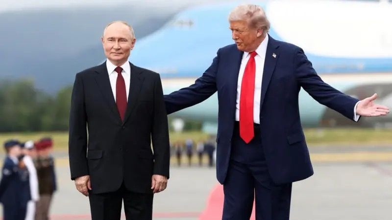 Трамп марно намагається потоваришувати з російським правителем. Фото: Reuters.