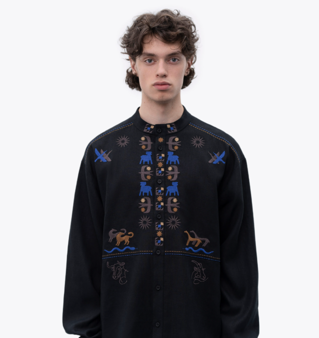 Зверь и легенда: тайное содержание вышиванок, в которых Зеленский поздравлял украинцев с Новым годом 2