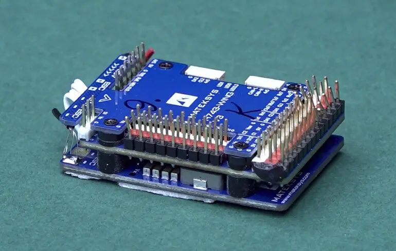 "Доказ", який передали США. Пристрій схожий на контролер від дешевого китайського безпілотника, яких в РФ чимало "Доказ", який передали США. Пристрій схожий на контролер від дешевого китайського безпілотника, яких в РФ чимало