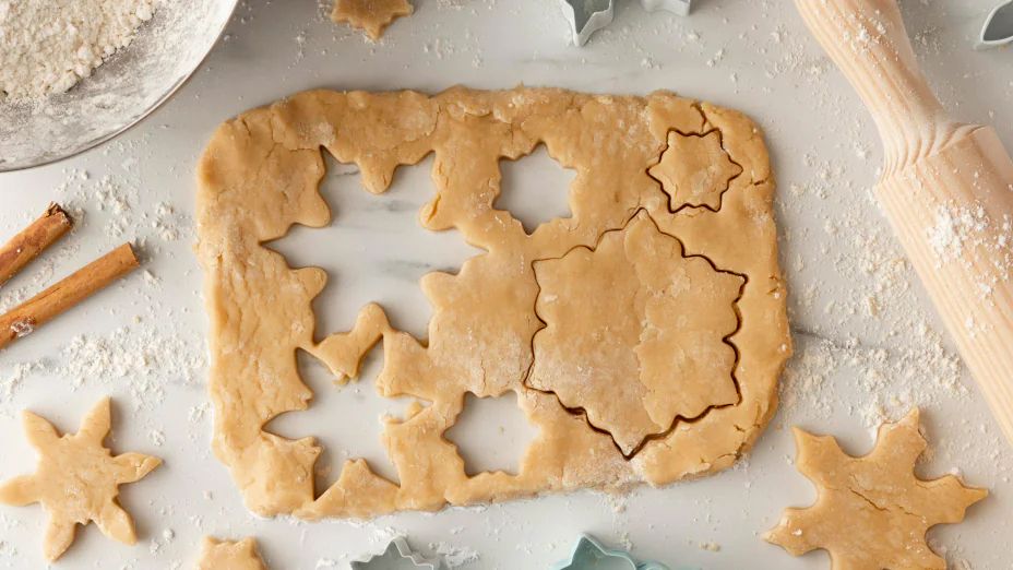 Яке сьогодні, 6 січня, свято: Хрещення Господнє та День прибирання ялинки 5