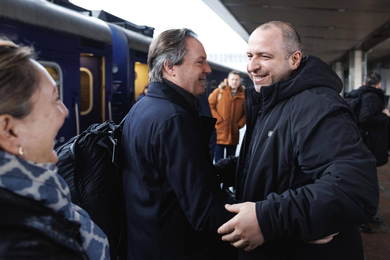 До Києва прибули радники з питань національної безпеки країн ЄС (фото) 4