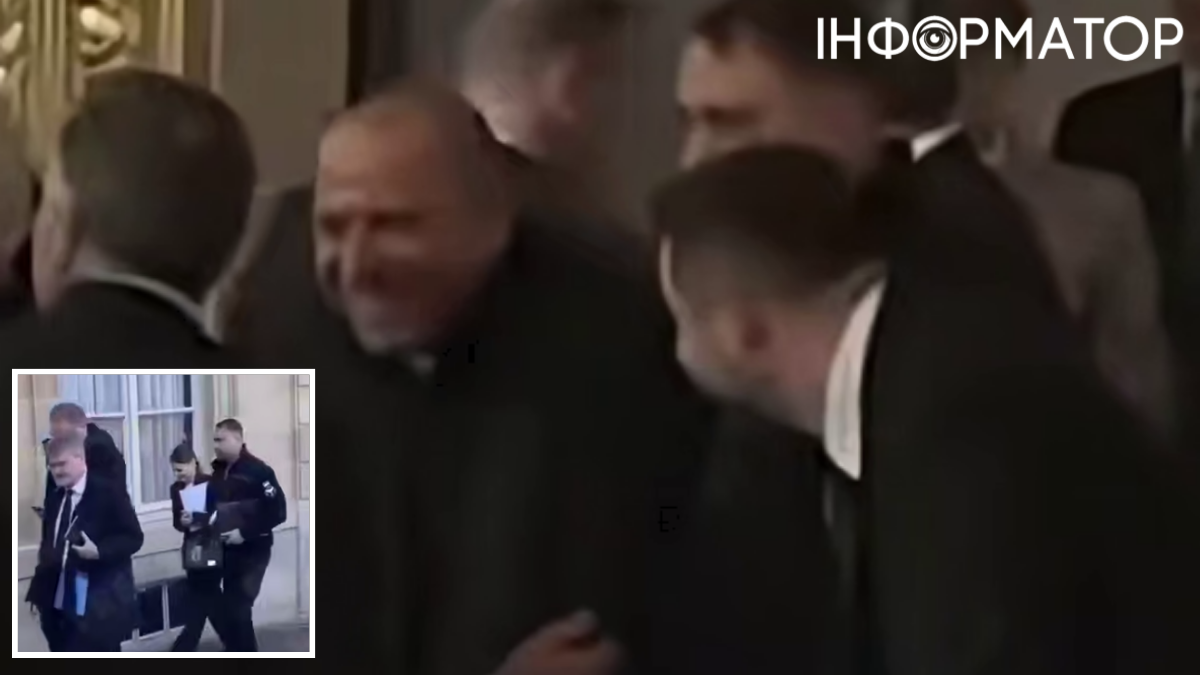 Папарацці зняли, як Умєров та Арахамія сміялися разом з Віткоффом: почалося засідання коаліції охочих