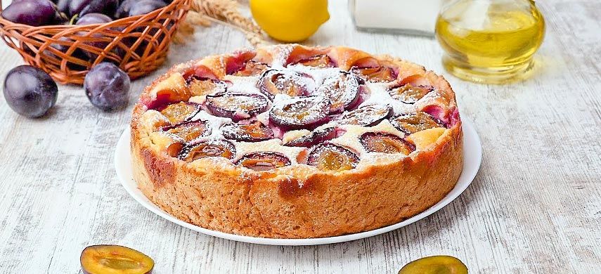 Духмяний пиріг відмінно смакує з чаєм