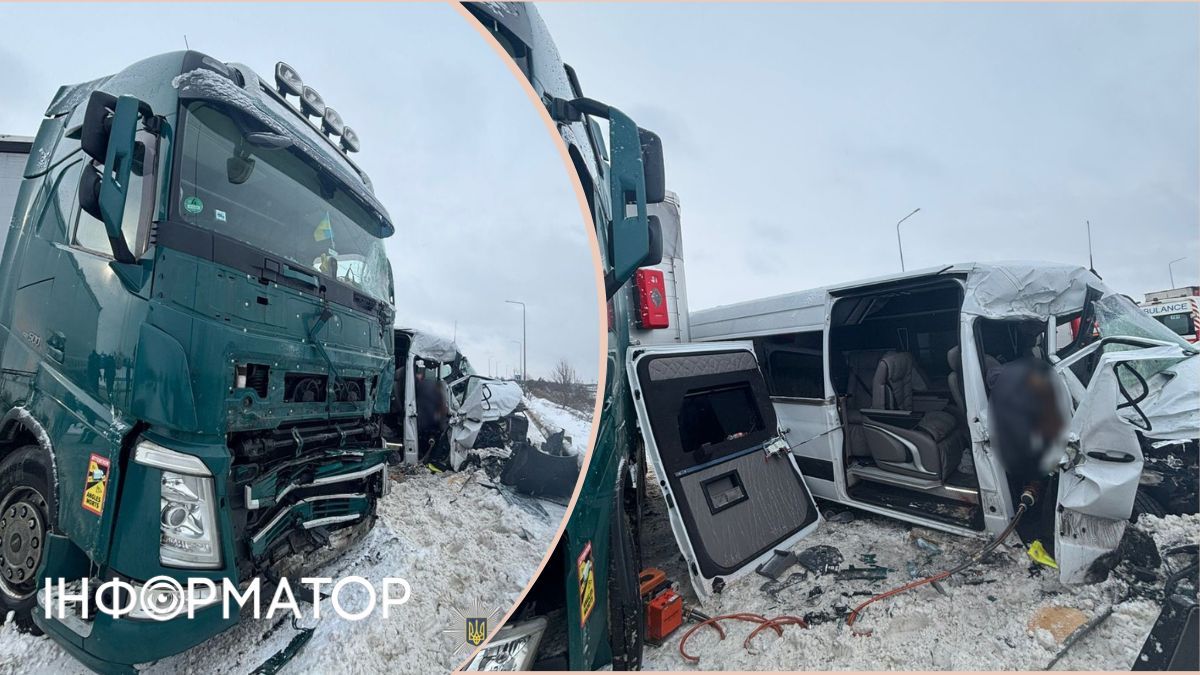 Трассу в сторону границы с Польшей перекрыли: возле Краковца - ужасное ДТП, погибли 2