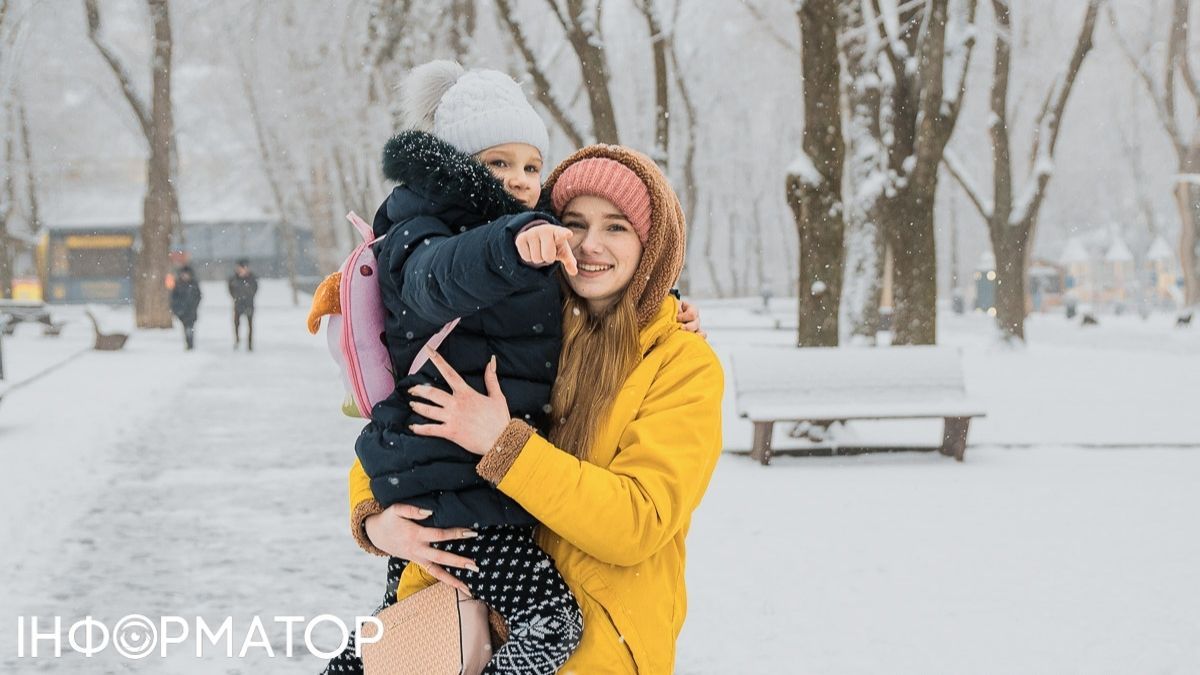 Програма єЯсла запрацювала: мами малят можуть отримати гроші на няню та вийти на роботу