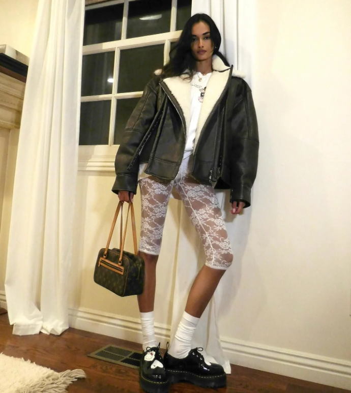 Это праздник индивидуальности, креативности и нарушение модных норм. Какой сегодня, 19 января, праздник: День Соборности Украины и танца семи вуалей 3