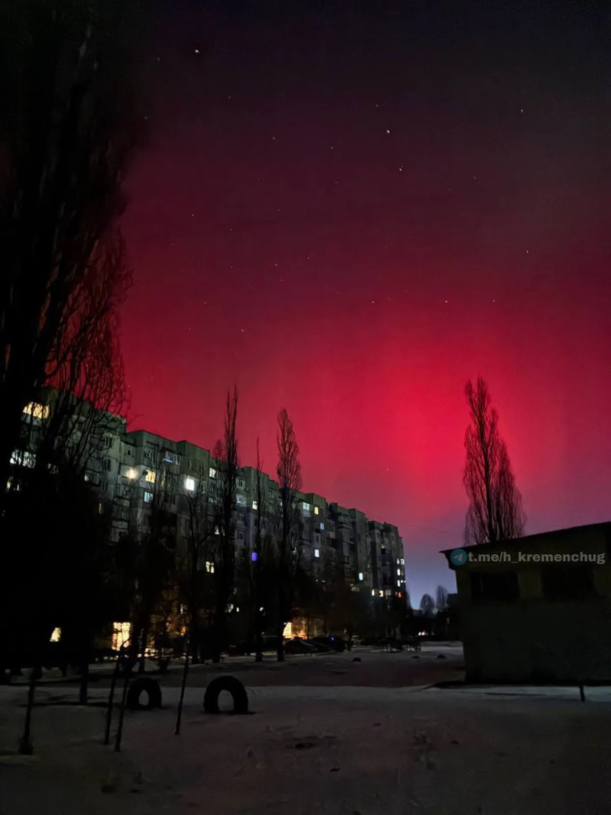 У небі над Україною миготіло полярне сяйво: де помітили рідкісне явище (фото) 4