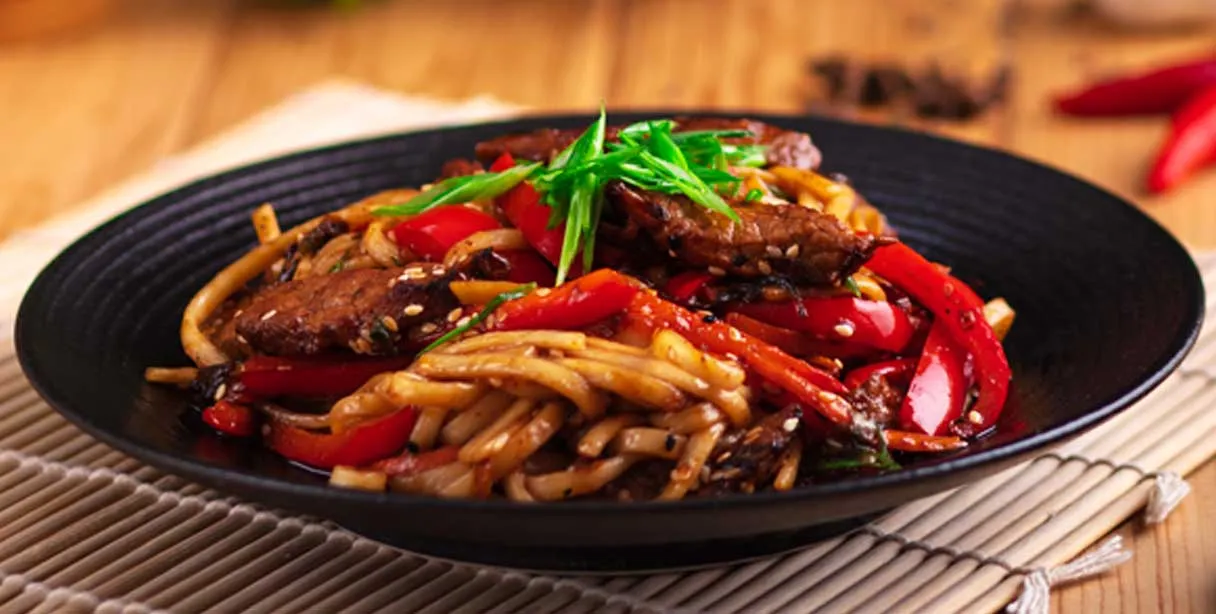 Страва в азійському стилі