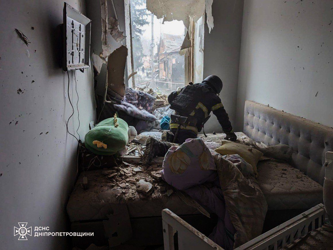 Росіяни атакували Кривий Ріг балістикою - серед постраждалих дитина 1