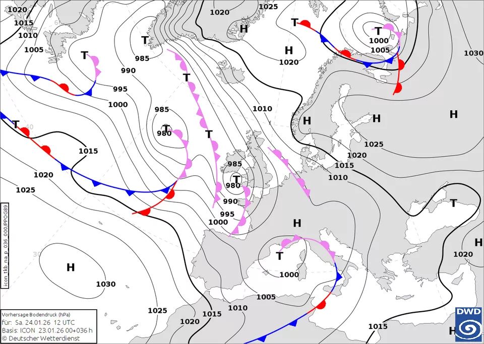 Новий циклон активно наступає 