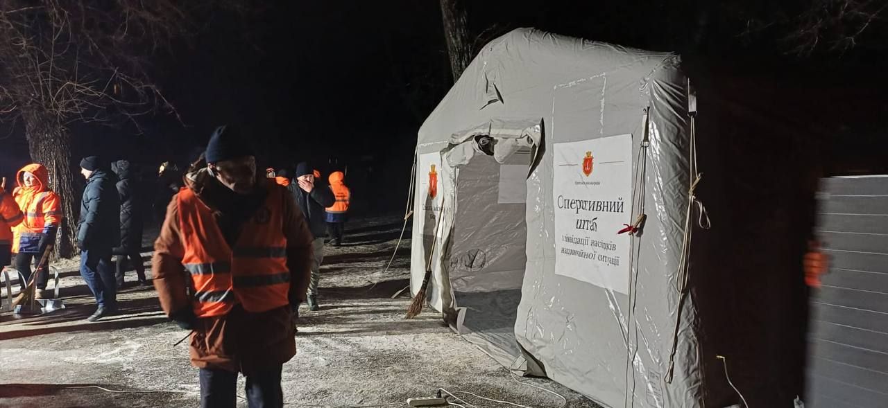 Ночная атака беспилотников в Одессу: повреждены дома и более 20 пострадавших 3