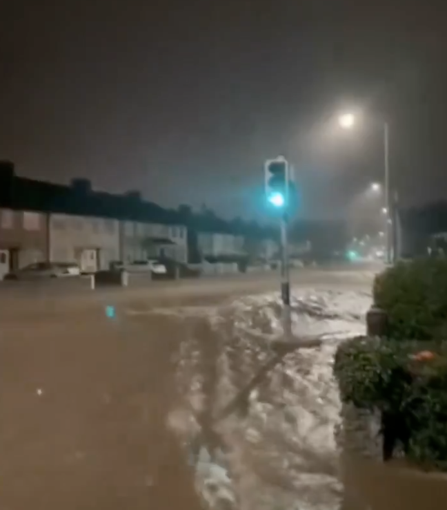 Шторм спричинив масштабні підтоплення. Скриншот: Top_Disaster