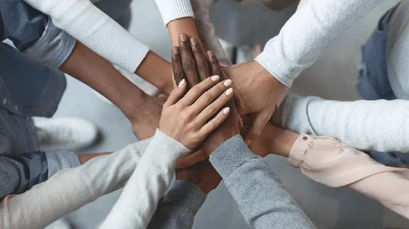 Какой сегодня, 4 февраля, праздник: День неандертальца и чтение вслух