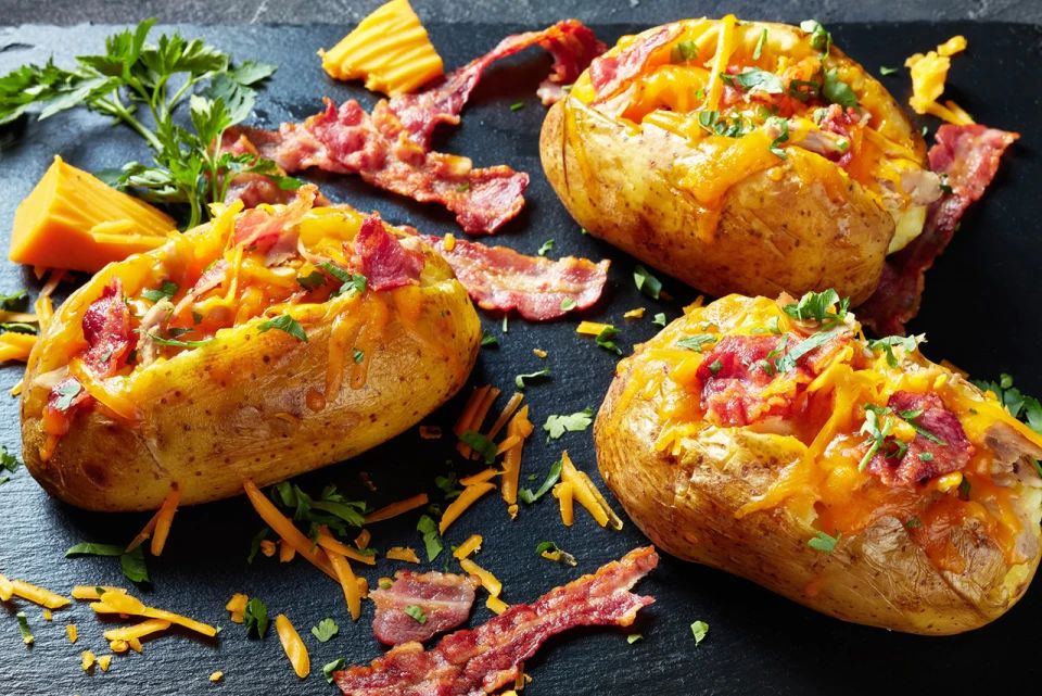 Запеченный картофель – не просто вкусно и просто, но и трендово