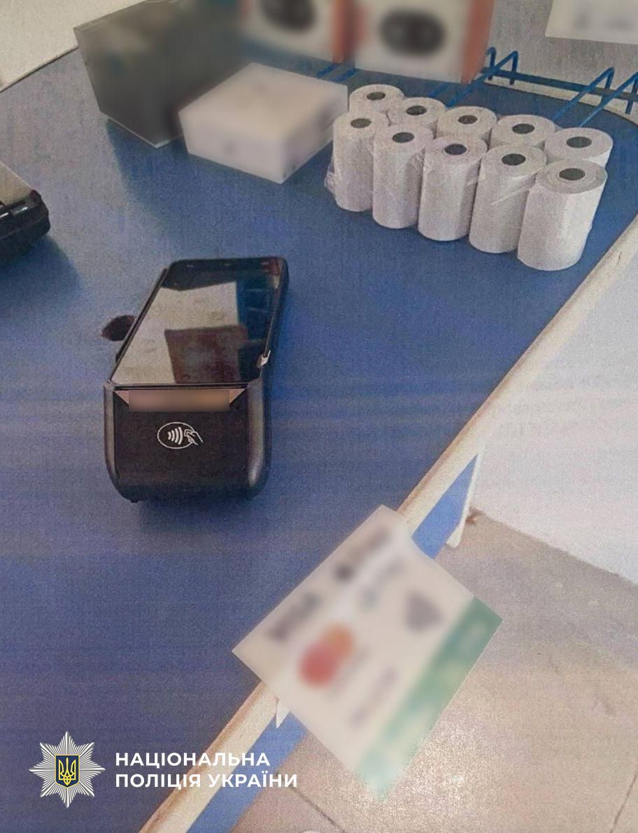 Обманули банки более чем на 13 млн грн: полиция разоблачила схему обкрадывания из-за POS-терминалов 3