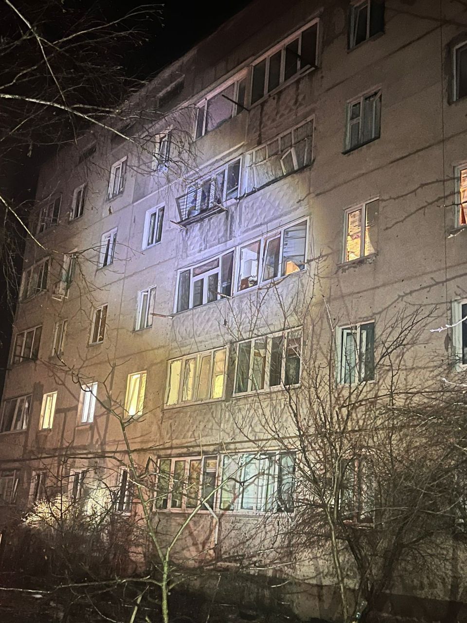 Російські окупанти вдарили по Харківщині: пошкоджені житлові будинки 1