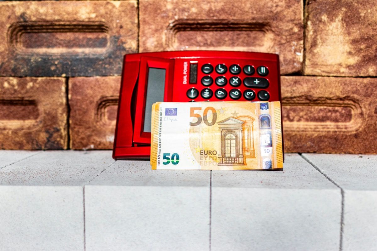 Ранковий фінансовий огляд: де відстежувати актуальний курс євро на сьогодні в Києві