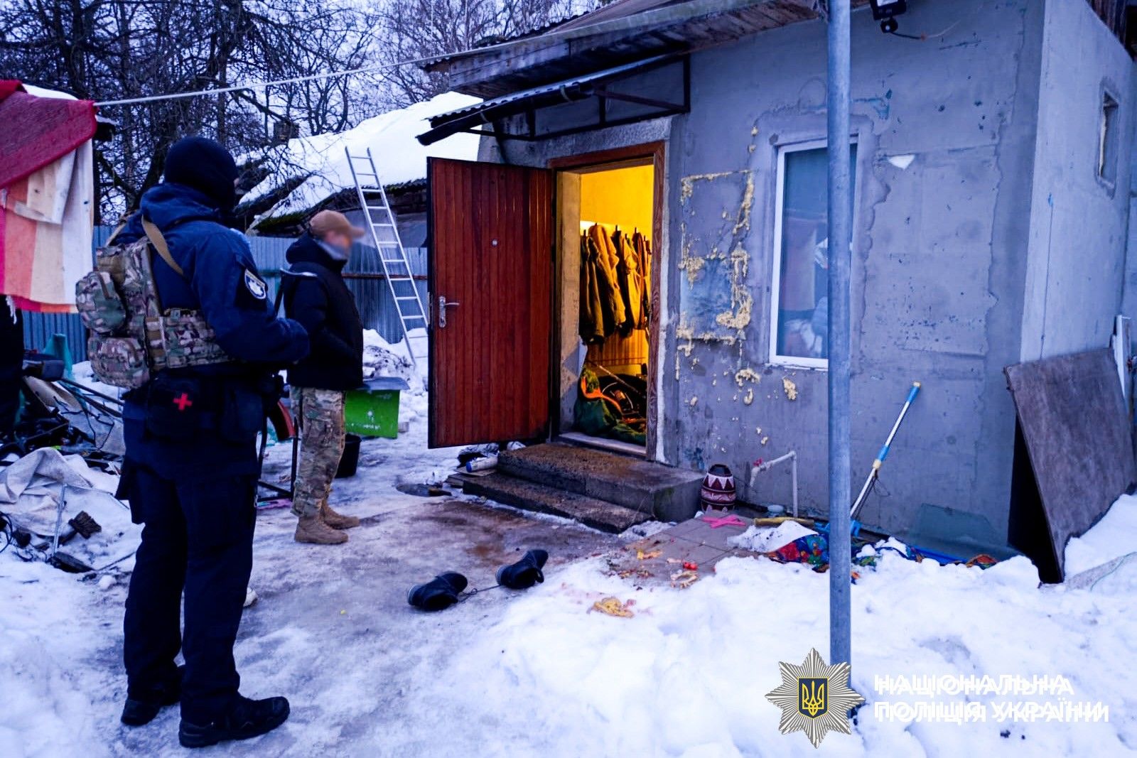 Викрав авто та стріляв у поліцію: на Рівненщині затримали військового, який самовільно залишив частину 1