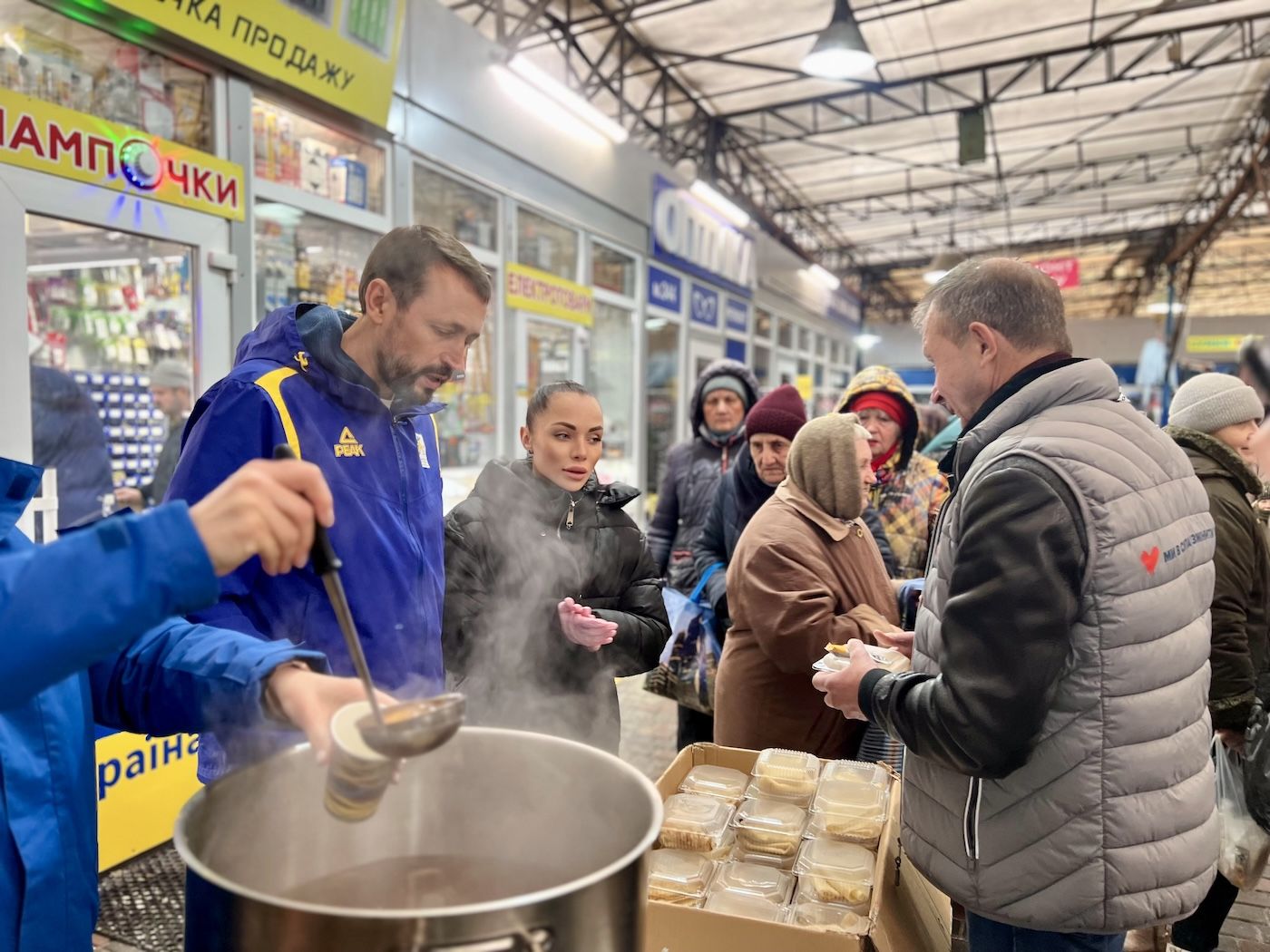 Традиція, що об’єднує: понад 200 киян долучилися до Масниці на Оболоні