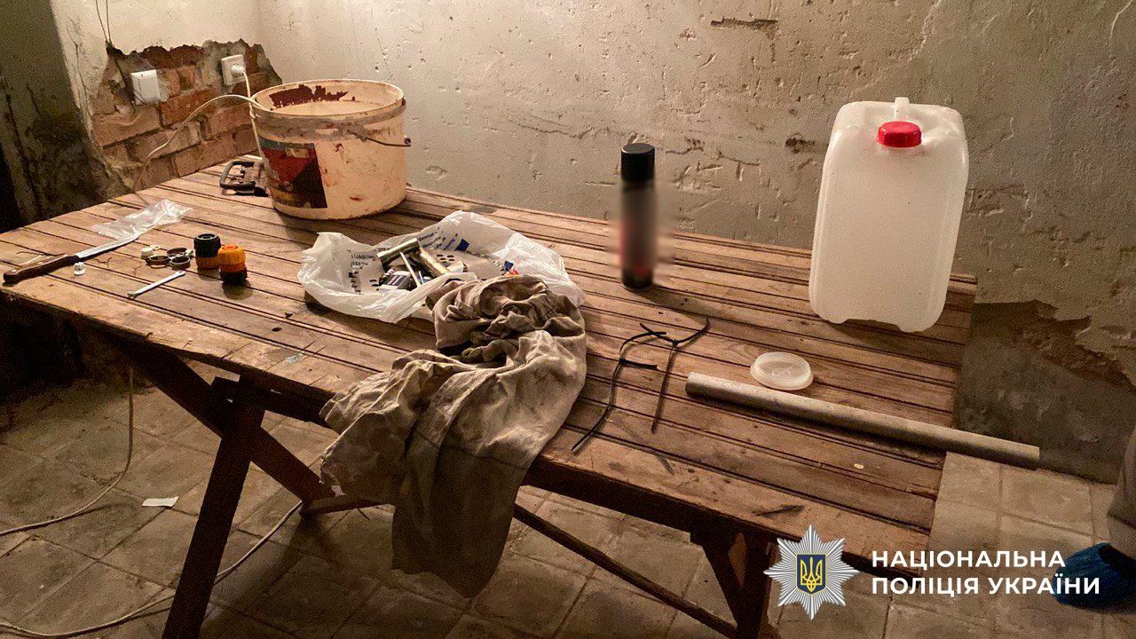 Викрали інвестора та тероризували Київщину: затримано 12 учасників банди екс-«авторитетів» СІЗО 1