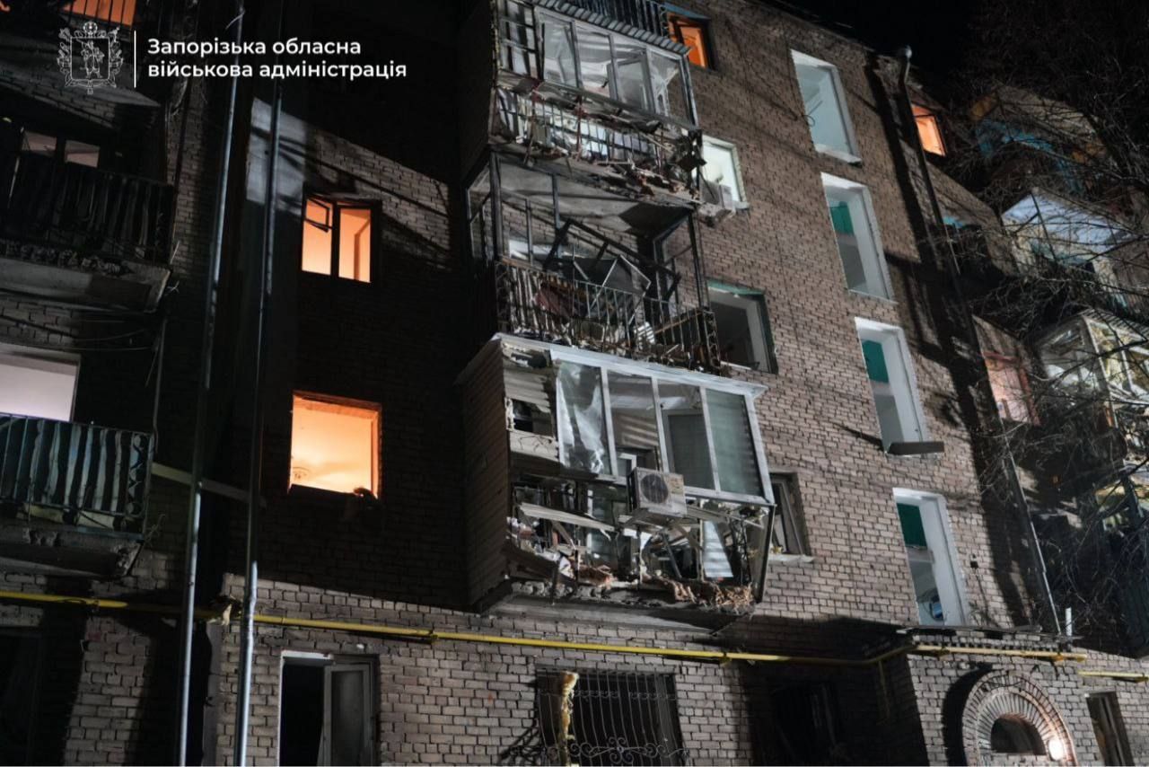 Росіяни масовано атакували Запоріжжя дронами: п’ятеро постраждалих, серед них дитина 1