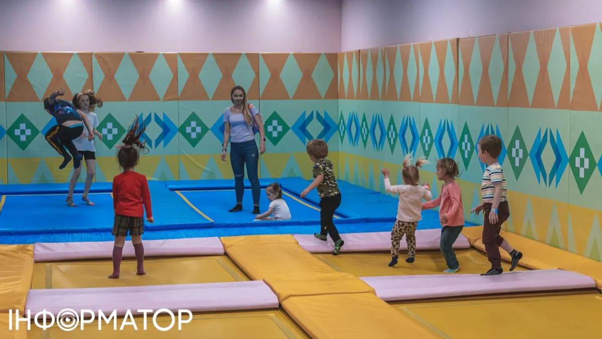 Громади можуть підвищувати зарплати керівникам гуртків - прийнято закон