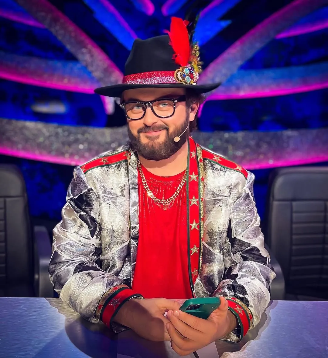 написати веселу пісню набагато важче чим плаксиву.