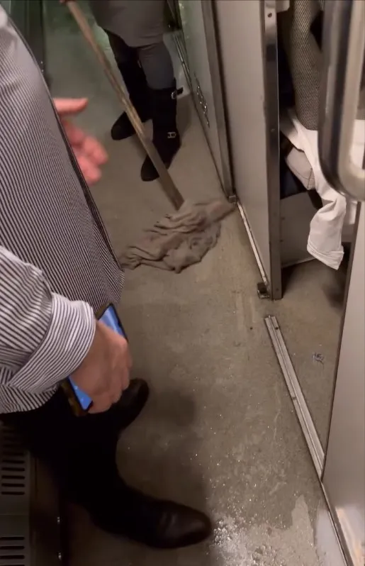 Укрзалізниця 3