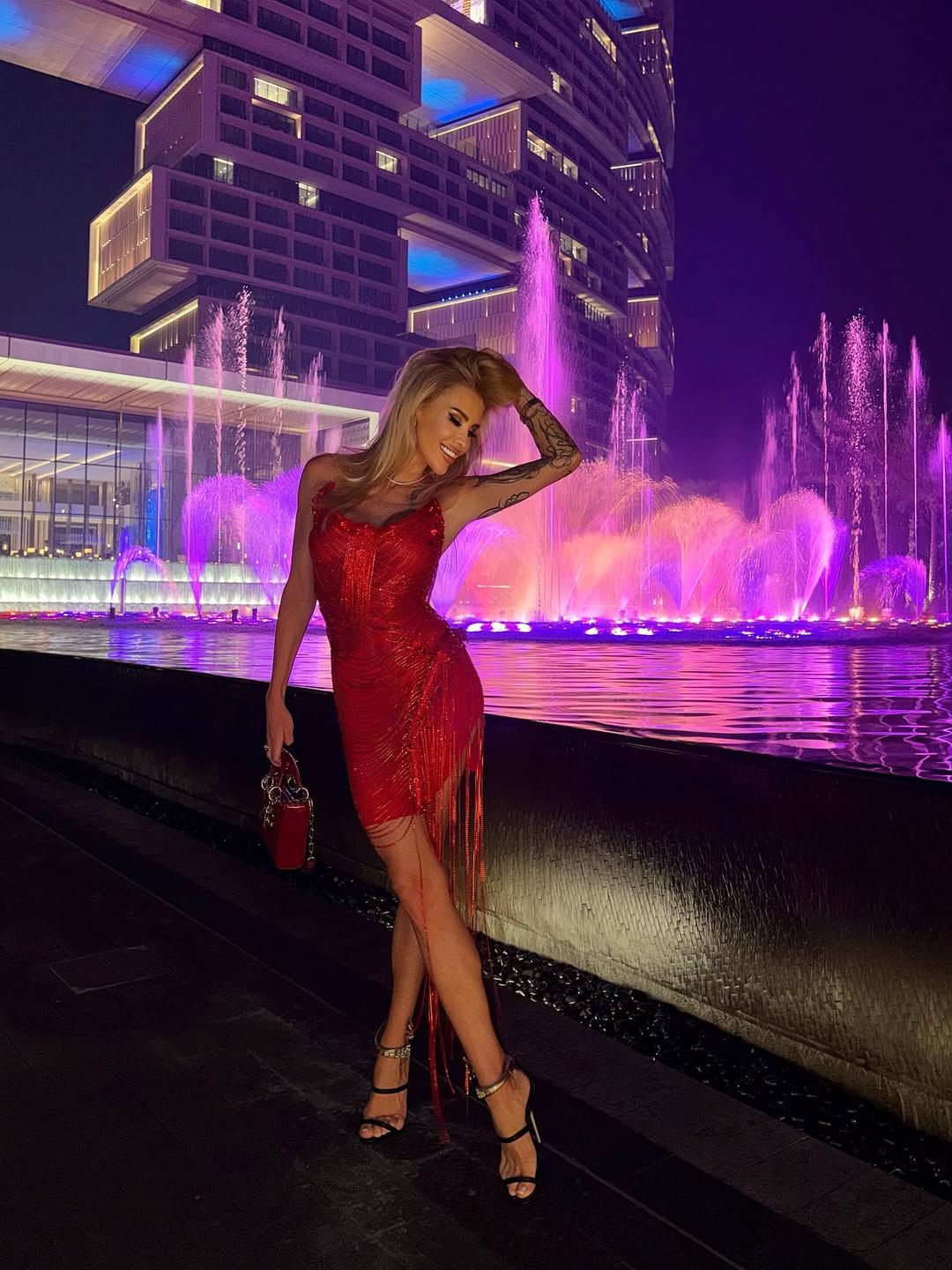 Валерия Крук отмечает в Дубае свой День рождения.