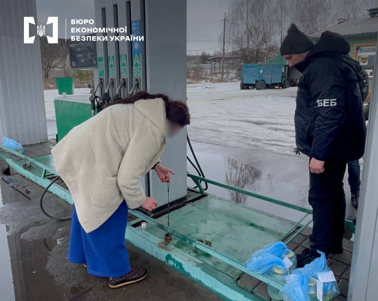 БЕБ на Полтавщині зупинило діяльність двох нелегальних АЗС 2