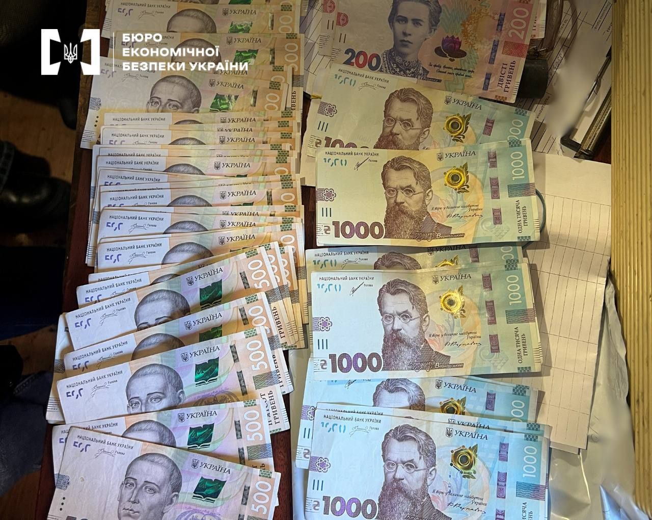 Детінізація ринку пального: детективи БЕБ демонтували дві нелегальні заправки у Дніпрі 2